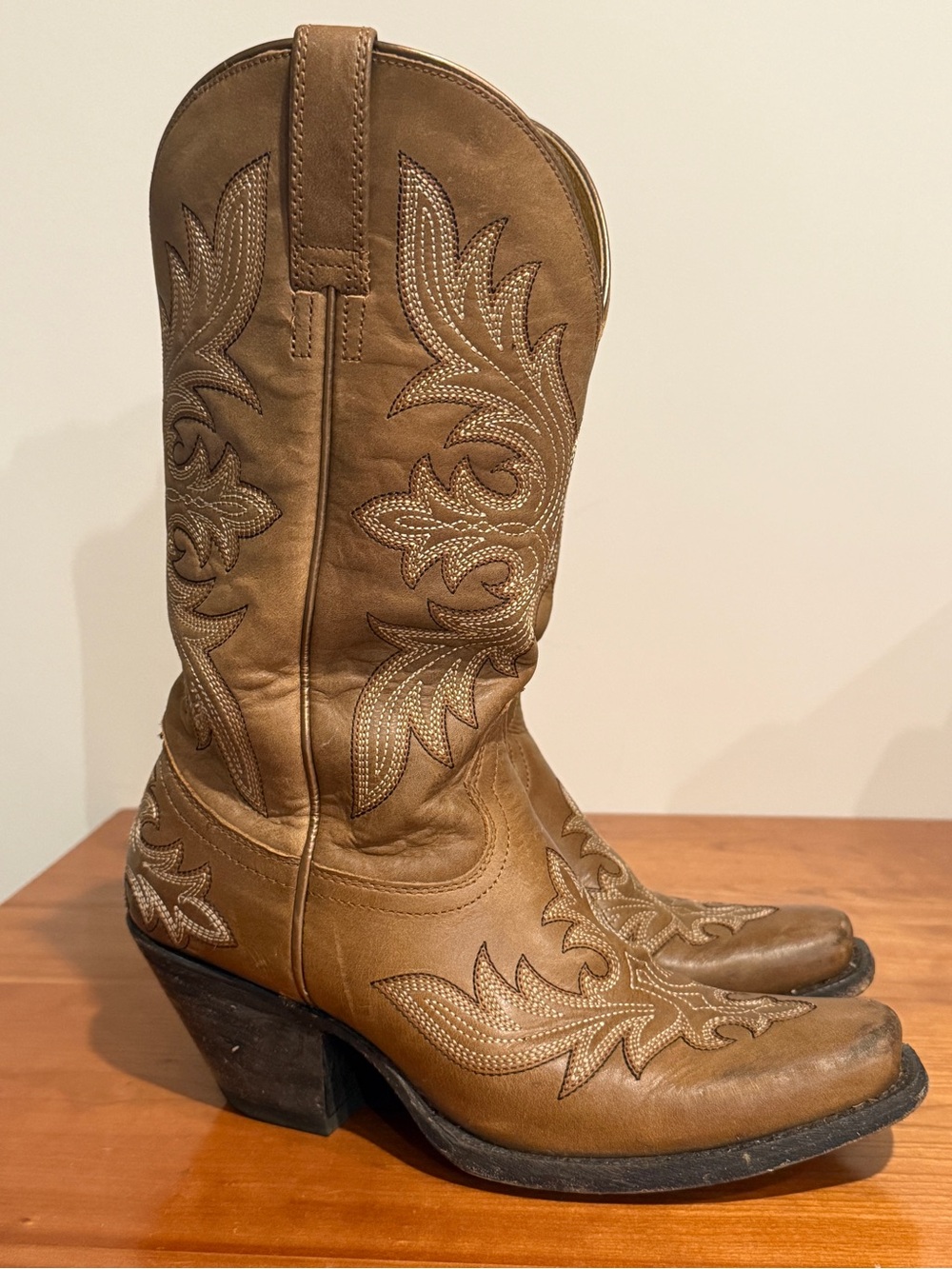 Women’s Ariat Square Toe Western Boot